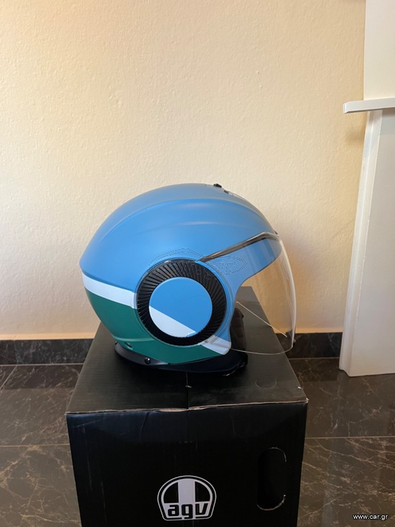 Πωλείται κράνος jet AGV small