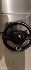 Peugeot 208-thumb-2