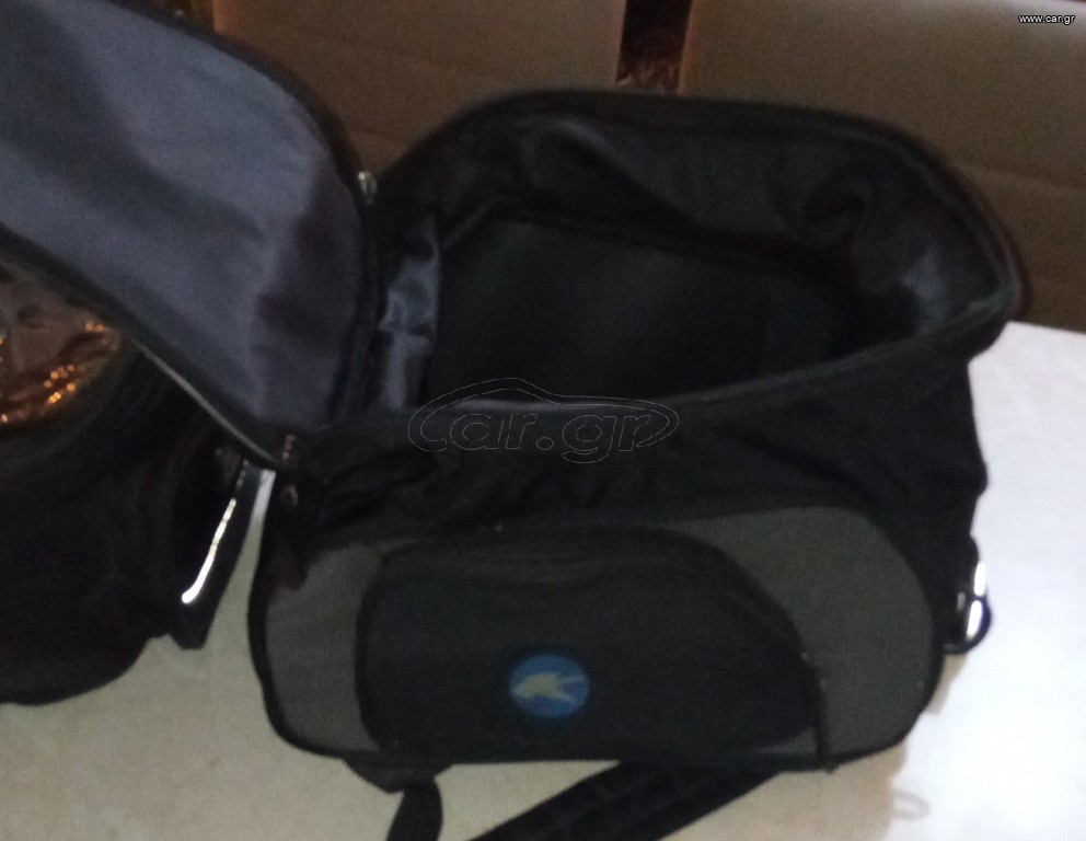 Δύο tank bag cargo και kappa