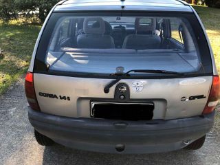 Opel Corsa 1995 CITY-thumb-1