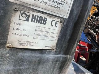 Γερανοί Hiab 2005-thumb-1