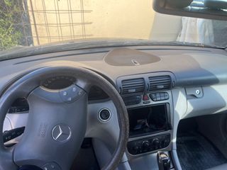 Ταμπλό Mercedes-Benz C200