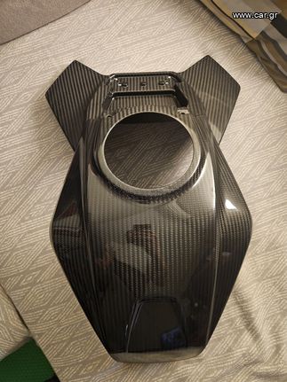 Κάλυμμα carbon Τεποζιτου s1000xr 2020+
