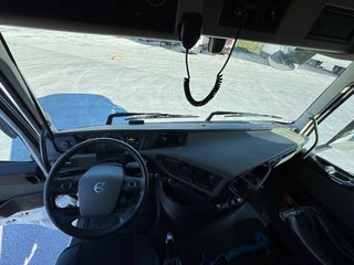 Volvo 2016 FH4 500-thumb-17