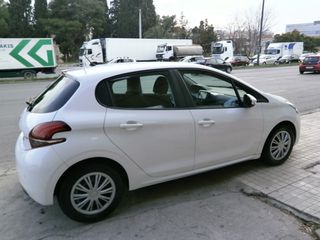Peugeot 208 2016 1.6 Blue-HDi Active face lift Euro 6ΝΑVΙ ΟΘΟΝΗ-thumb-3