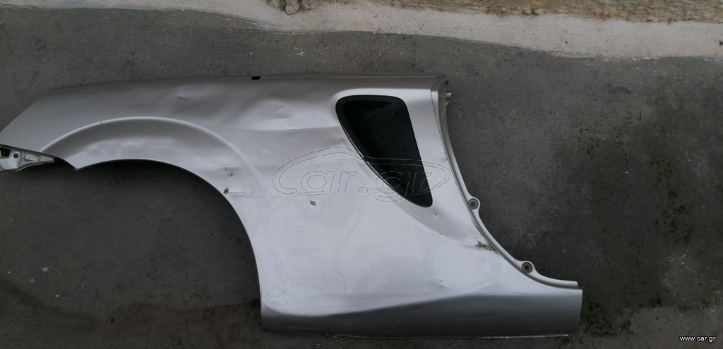 Πλαϊνό φτερό πίσω δεξιά MR2 Spyder 2003