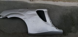 Πλαϊνό φτερό πίσω δεξιά MR2 Spyder 2003