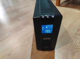 APC Back-UPS Pro 550 Line-Interactive 550VA