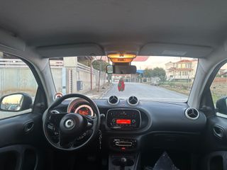 Smart ForTwo 2018-thumb-5