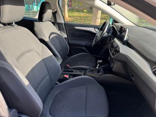 Ford Focus 2019 BUSINESS DIESEL 1.5 120 HP TDCi-thumb-7