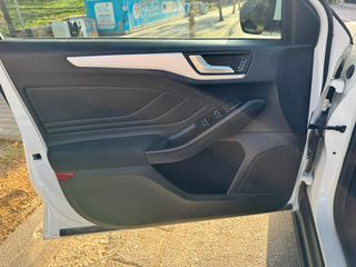 Ford Focus 2019 BUSINESS DIESEL 1.5 120 HP TDCi-thumb-11