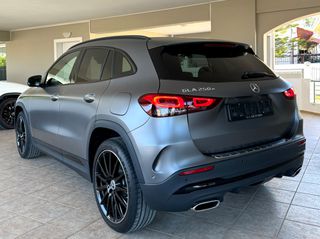 Mercedes-Benz GLA 250 2021 AMG LINE/KEYLESS/CAMERA 360°/MULTIBEAM/DISTRONIC/AMBIENT-thumb-33