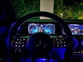 Mercedes-Benz GLA 250 2021 AMG LINE/KEYLESS/CAMERA 360°/MULTIBEAM/DISTRONIC/AMBIENT-thumb-26