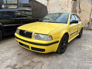 Skoda Octavia 2010-thumb-2