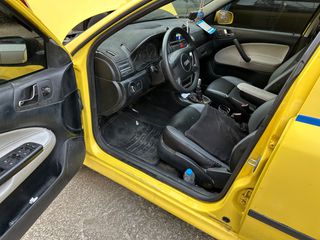 Skoda Octavia 2010-thumb-6