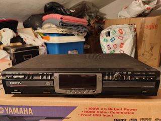 ΠΩΛΕΙΤΑΙ CD WRITER & PLAYER