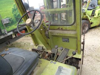 Clark 1977-thumb-5
