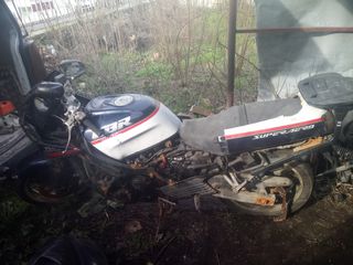 Honda CBR-750-thumb-3