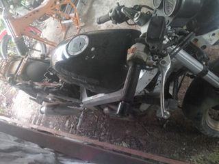 Honda bros 400-thumb-1