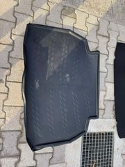 TOYOTA C-HR-thumb-1