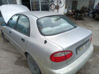 Daewoo lanos καπό πισω-thumb-2
