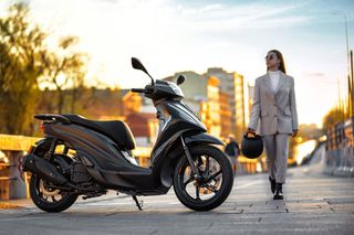 Morbidelli 2025 SC125 LX MAT BLACK-thumb-3