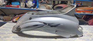 piaggio liberty 125 150 200 50 liberty125 liberty150 liberty200 ουρα καπακι καλυμμα