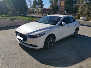 Mazda 3 2020-thumb-1