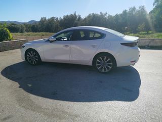Mazda 3 2020-thumb-4