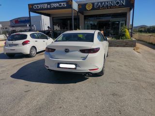 Mazda 3 2020-thumb-8