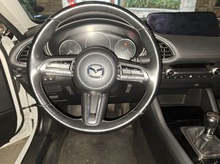 Mazda 3 2020-thumb-12