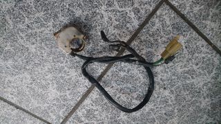 ΔΙΑΚΟΠΤΗΣ ΔΕΞΙΟΣ RUN/OFF HONDA XLR 250 MD20
