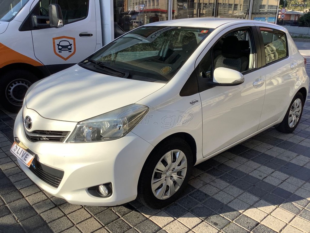 Toyota Yaris '13 1.0 VVTI 5θυρο. (ΟΘΟΝΗ-ΚΑΜΕΡΑ)ΚΛΙΜΑ.