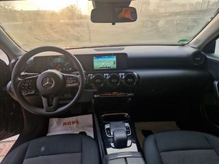 Mercedes-Benz A 180 2019 D 7G-DCT-thumb-13