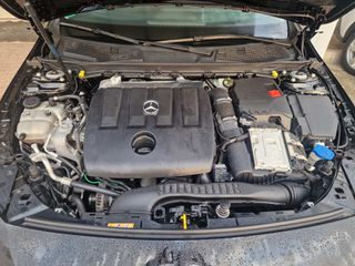 Mercedes-Benz A 180 2019 D 7G-DCT-thumb-23