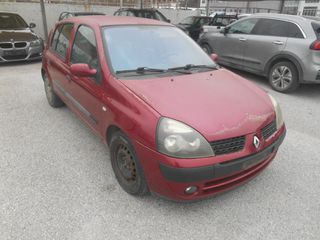 Renault Clio 2004-thumb-1