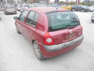 Renault Clio 2004-thumb-2