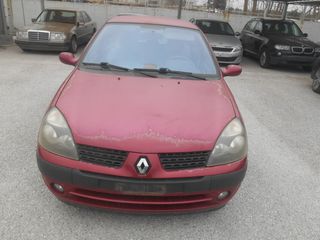 Renault Clio 2004-thumb-10