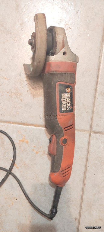 Γωνιακός τροχός BLACK & DECKER
