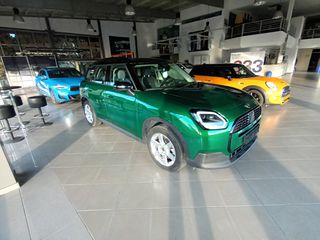 Mini Cooper C Countryman 2024 CLASSIC TRIM-thumb-1