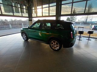 Mini Cooper C Countryman 2024 CLASSIC TRIM-thumb-4