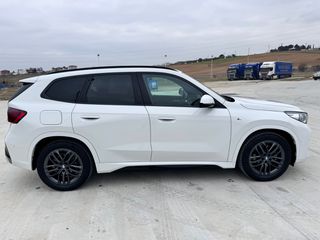 Bmw X1 2023 SDRIVE 18D M-thumb-14