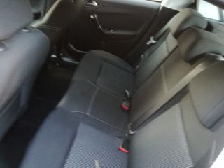 Peugeot 208 2018 1.2 PURETECH 110 ALLURE-thumb-19