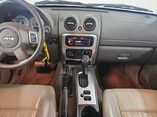 Jeep Cherokee 2005 3.7 LPG LIMITED-thumb-8