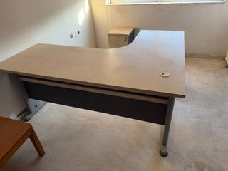 γραφειο + συρταριερα + βιβλιοθηκη