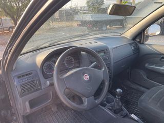 Fiat Strada 2013 MJ 4X2-thumb-10