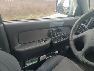 Mitsubishi L200 2003-thumb-4