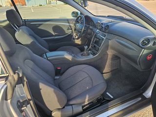 Mercedes-Benz CLK 200 2004 AMG-thumb-10
