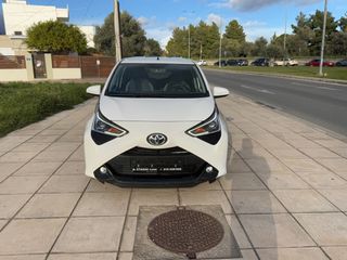 Toyota Aygo 2020 1.0 X-PLAY TOUCH-thumb-4