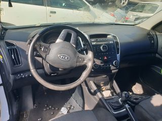Kia Ceed 07-10 1.4-thumb-3